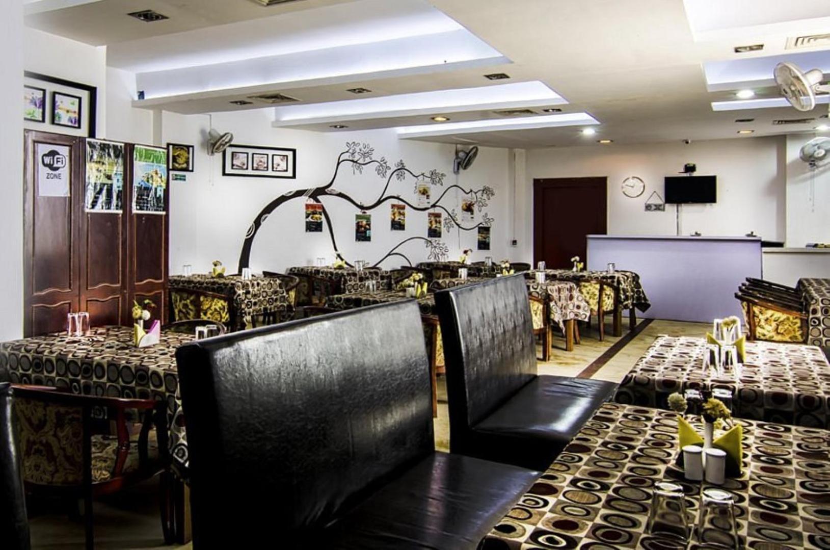 Hotel Akash Sarovar Пурулия Экстерьер фото