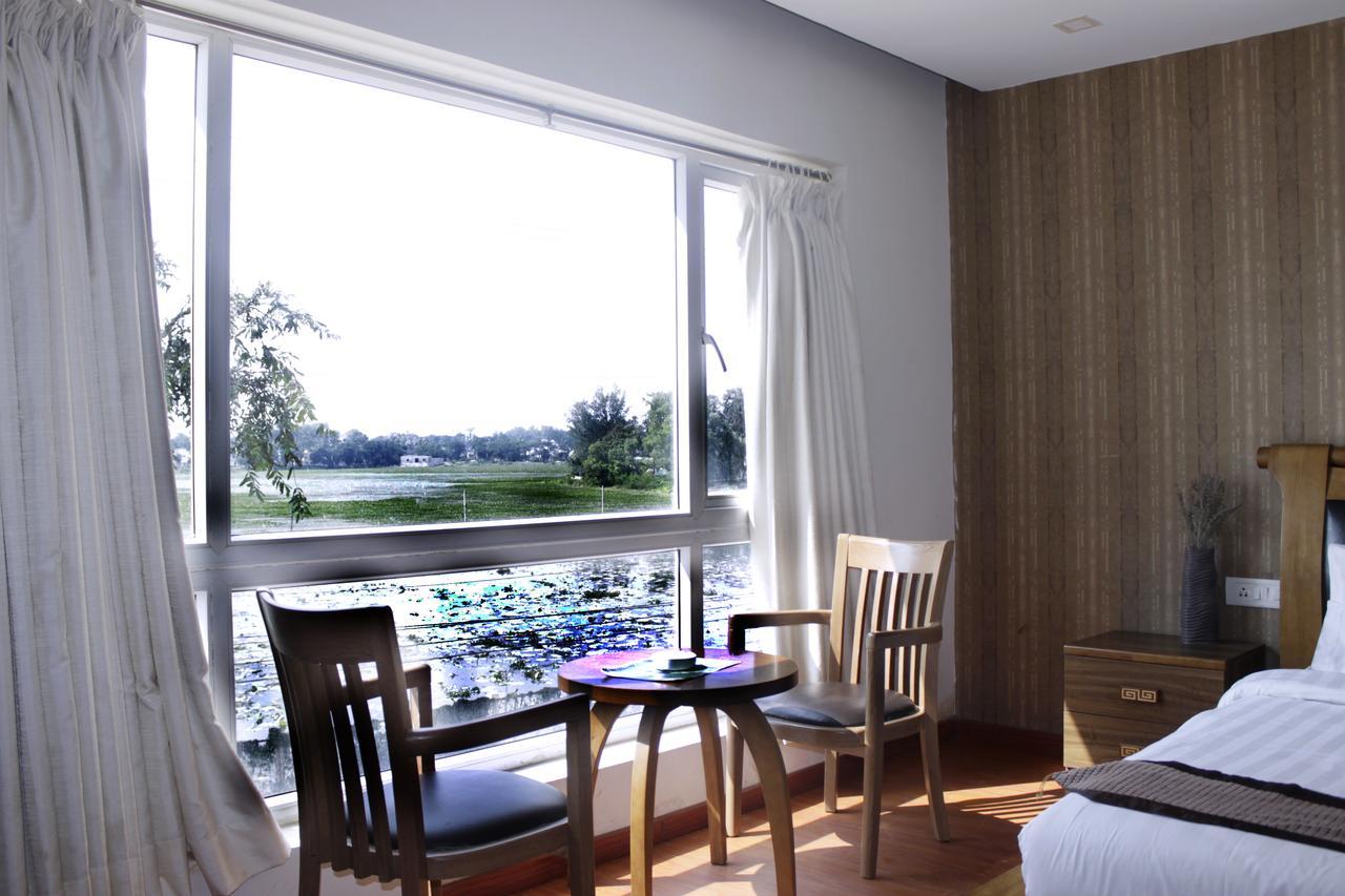 Hotel Akash Sarovar Пурулия Экстерьер фото