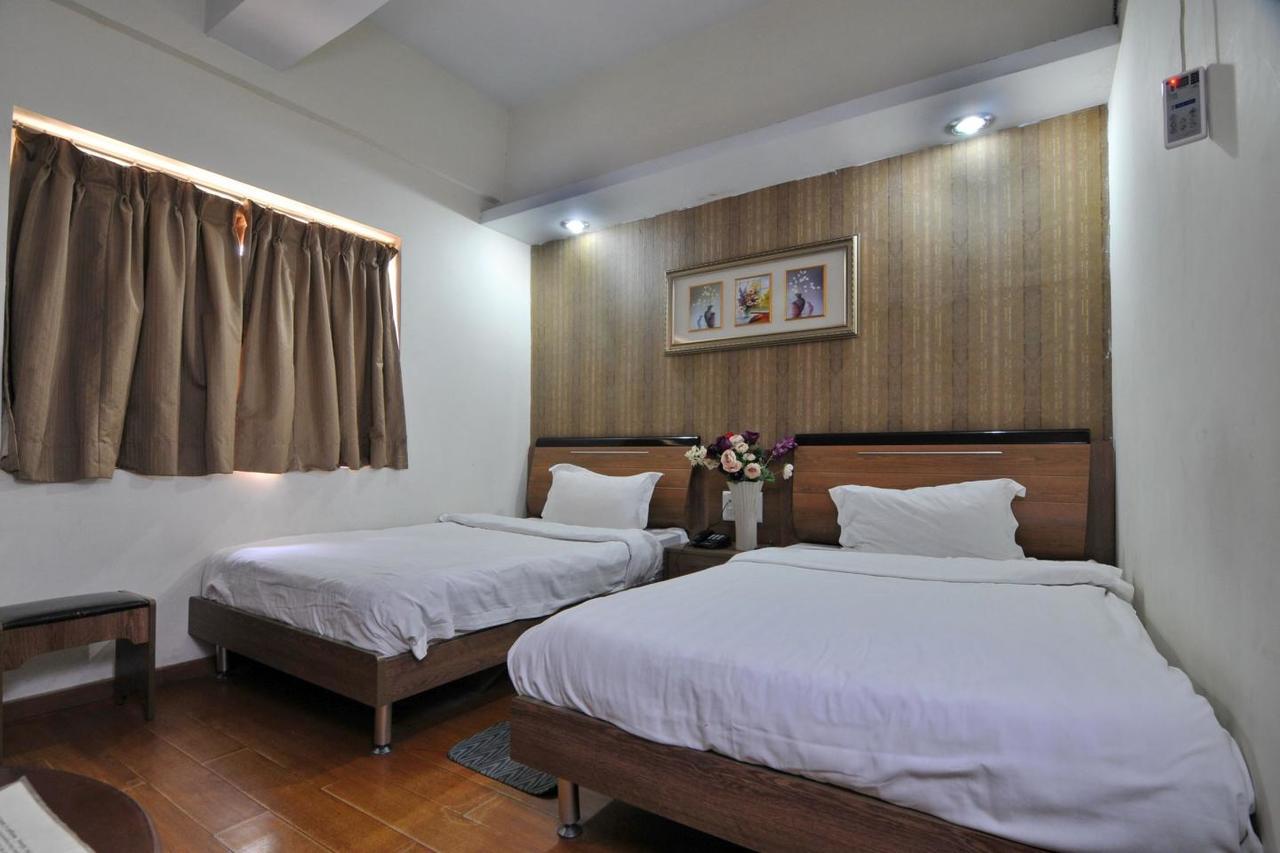 Hotel Akash Sarovar Пурулия Экстерьер фото